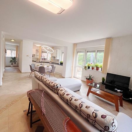 Garden Villa 부다페스트 외부 사진